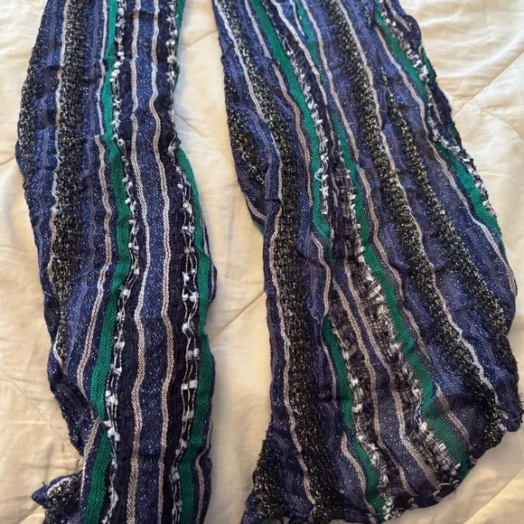 Three Women’s Lightweight Scarves - Picture 4 of 15